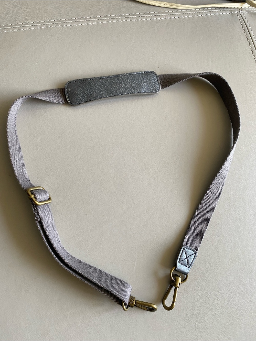 Adjustable Gray Canvas Strap with Leather Pad for Bags